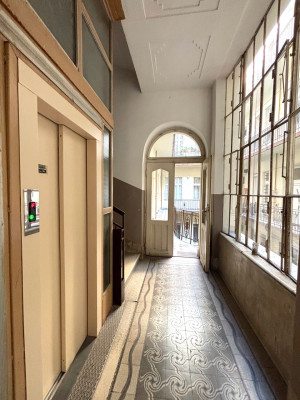 Apartment in Balaton utca in prestigious location